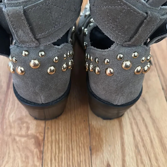 Kurt Geiger Sybil khaki suede studded ankle bootiegreat pre owned condition - Picture 8 of 12